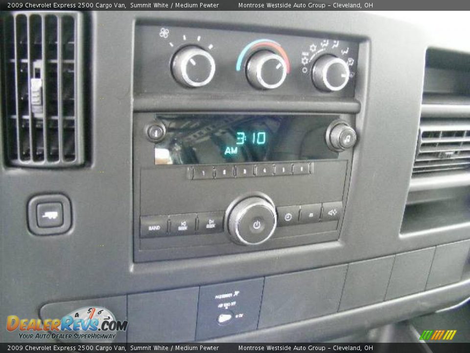 2009 Chevrolet Express 2500 Cargo Van Summit White / Medium Pewter Photo #19