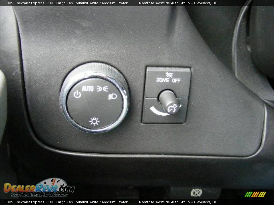 2009 Chevrolet Express 2500 Cargo Van Summit White / Medium Pewter Photo #22
