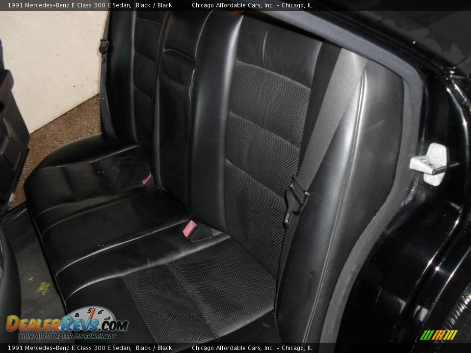 1991 Mercedes-Benz E Class 300 E Sedan Black / Black Photo #16