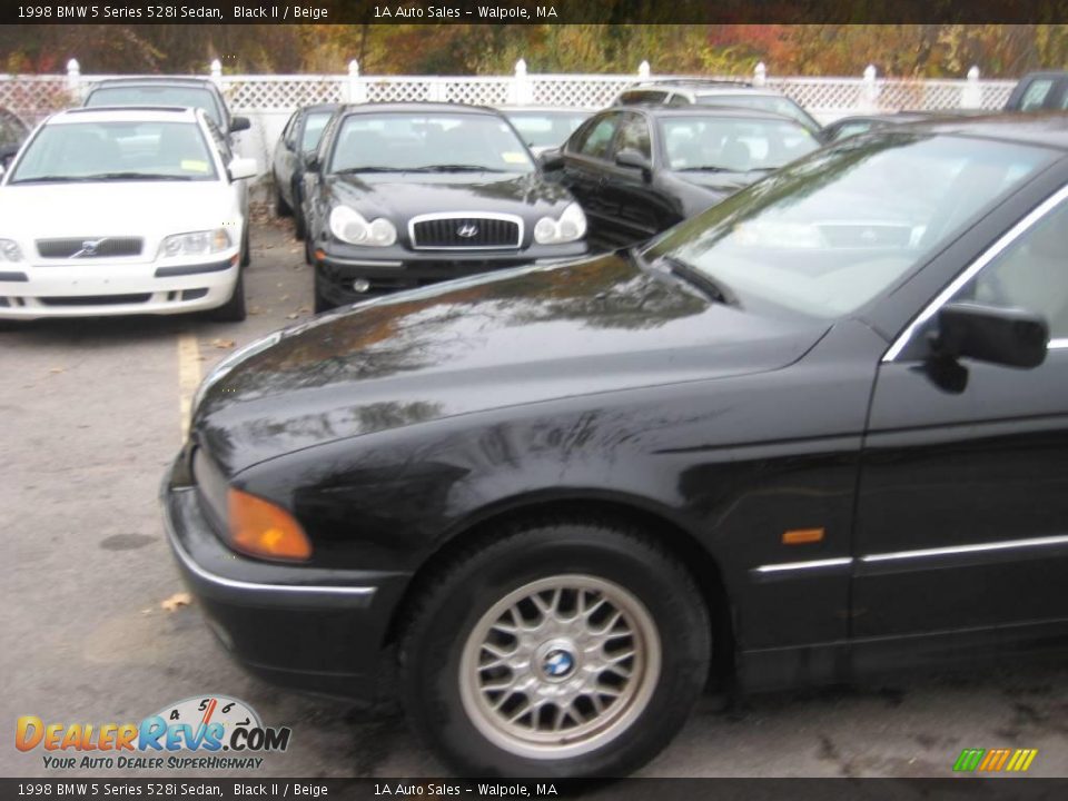 1998 BMW 5 Series 528i Sedan Black II / Beige Photo #8