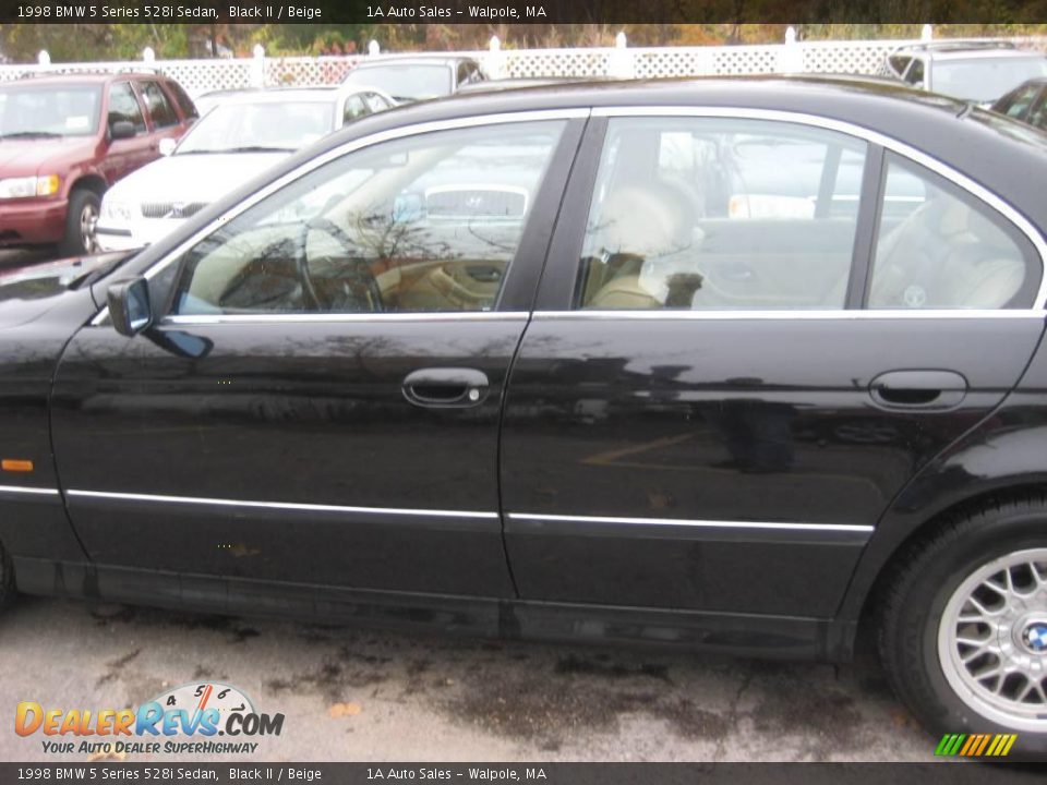 1998 BMW 5 Series 528i Sedan Black II / Beige Photo #9