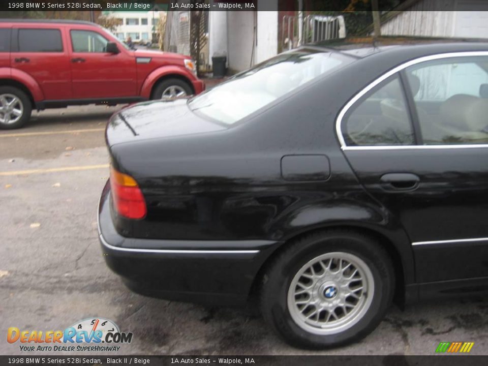 1998 BMW 5 Series 528i Sedan Black II / Beige Photo #13