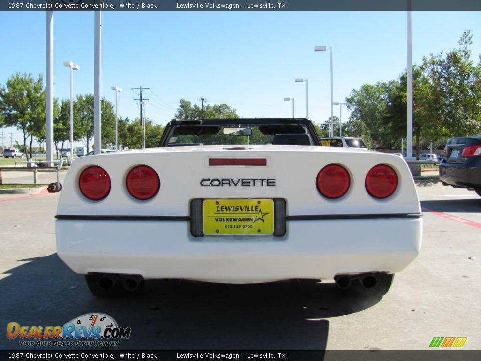 1987 Chevrolet Corvette Convertible White / Black Photo #4