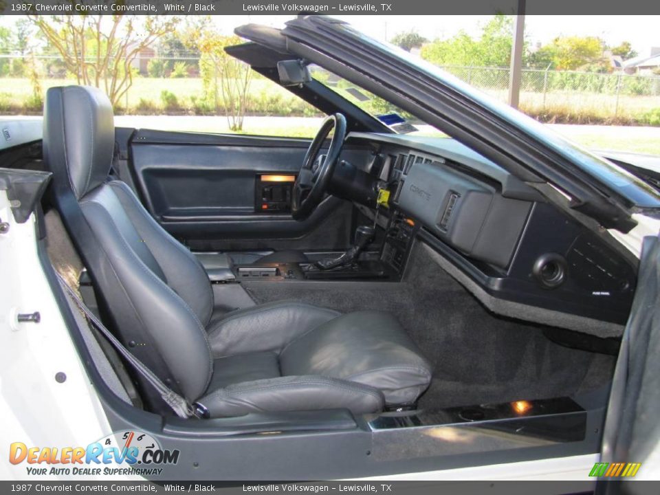 1987 Chevrolet Corvette Convertible White / Black Photo #10