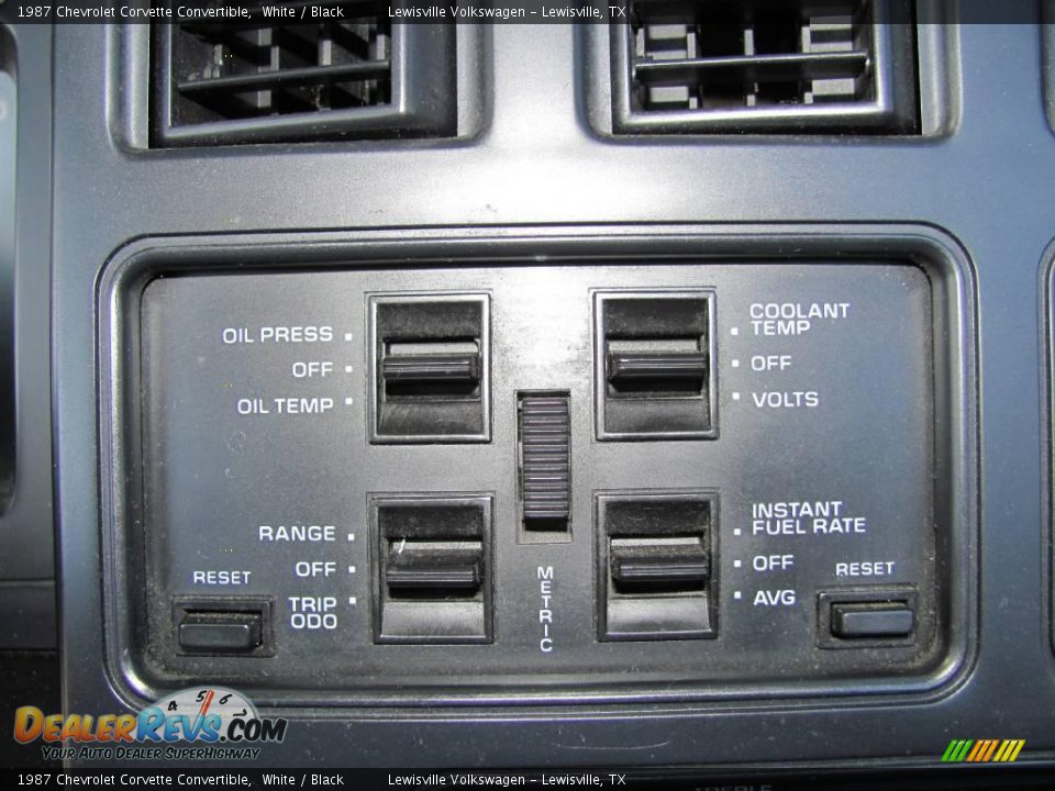 1987 Chevrolet Corvette Convertible White / Black Photo #15