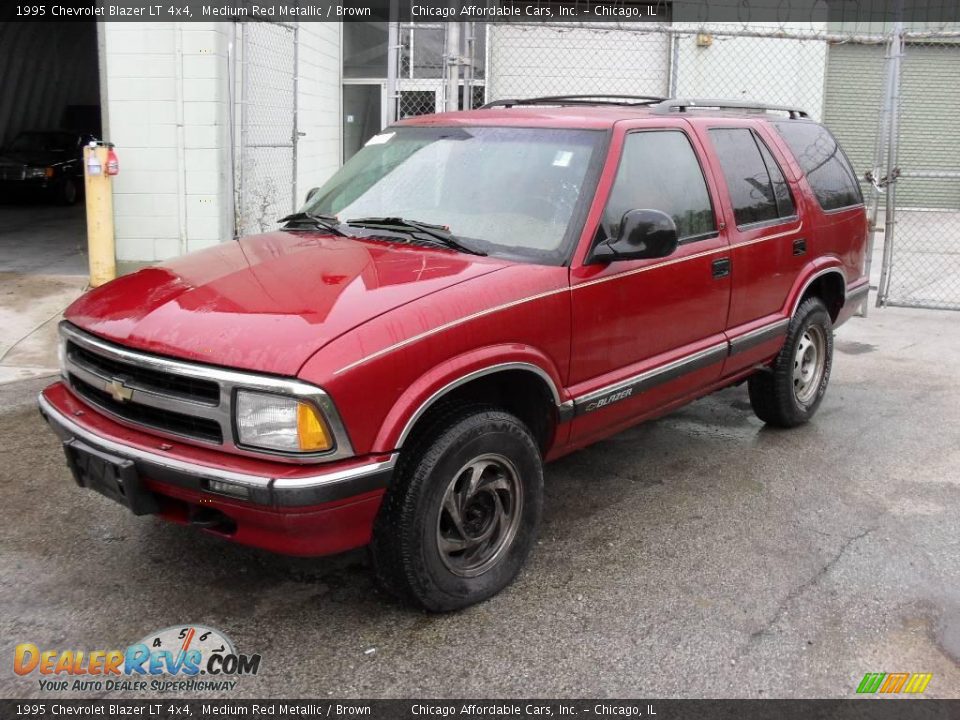 1995 Chevrolet Blazer LT 4x4 Medium Red Metallic / Brown Photo #2