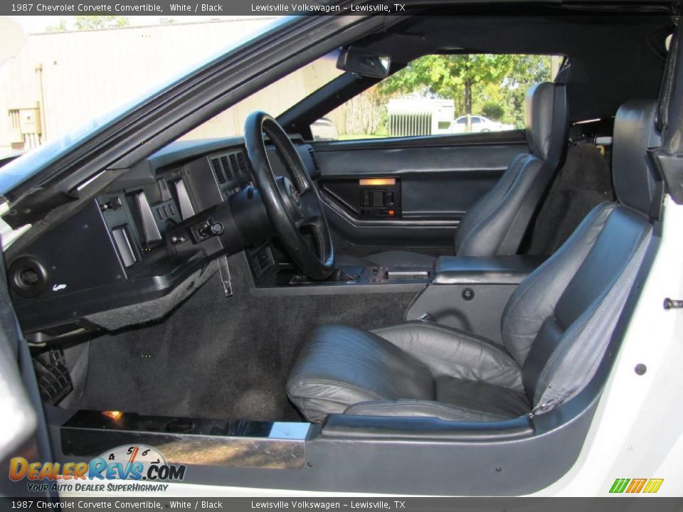 1987 Chevrolet Corvette Convertible White / Black Photo #18