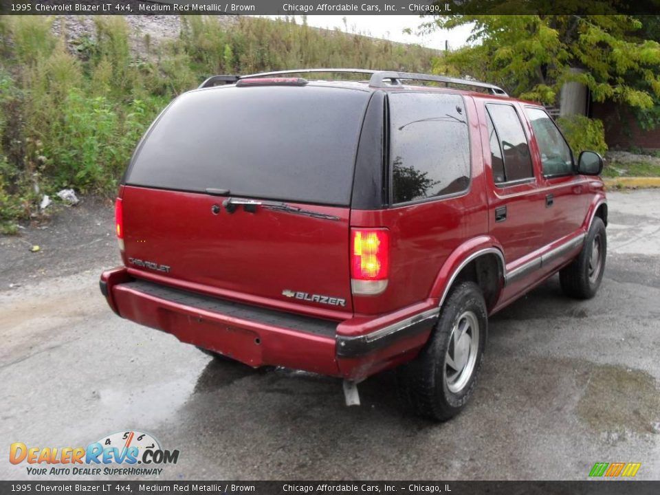1995 Chevrolet Blazer LT 4x4 Medium Red Metallic / Brown Photo #5