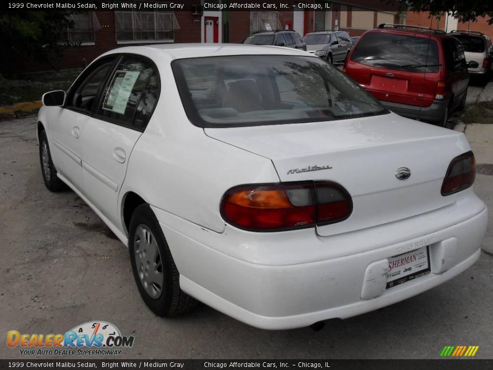 1999 Chevrolet Malibu Sedan Bright White / Medium Gray Photo #7