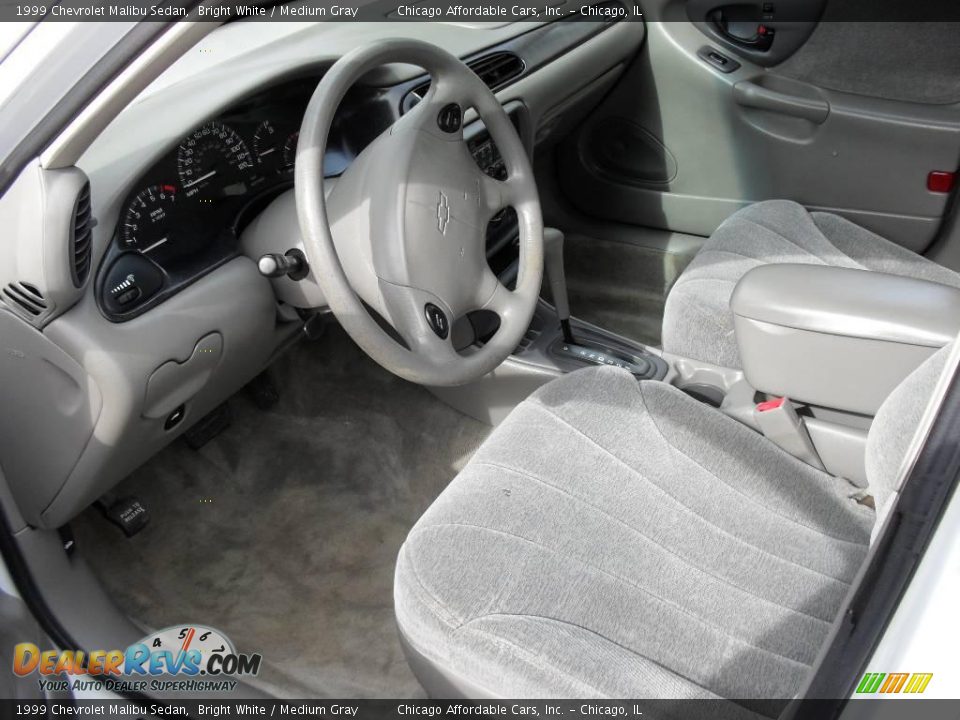 1999 Chevrolet Malibu Sedan Bright White / Medium Gray Photo #8