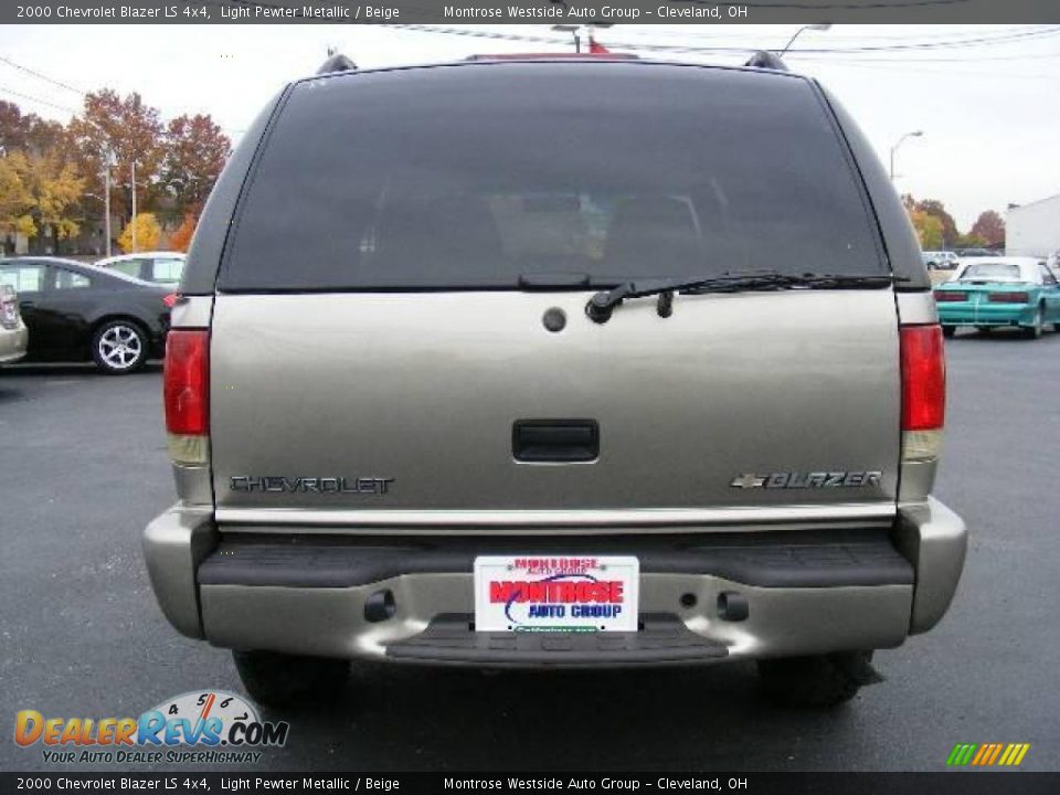 2000 Chevrolet Blazer LS 4x4 Light Pewter Metallic / Beige Photo #4