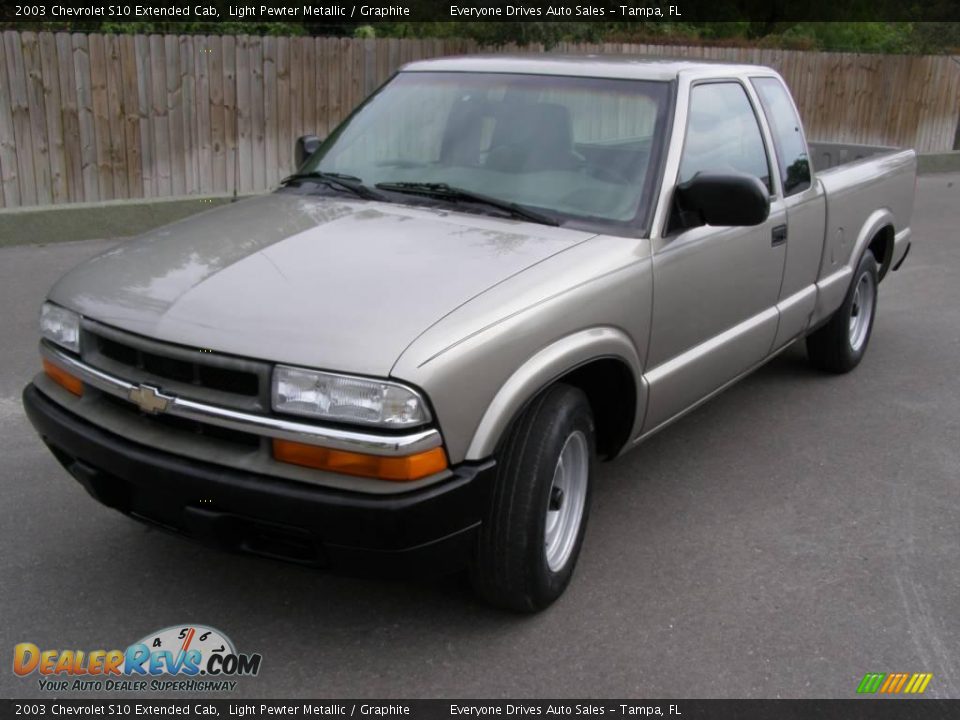 2003 Chevrolet S10 Extended Cab Light Pewter Metallic / Graphite Photo #3