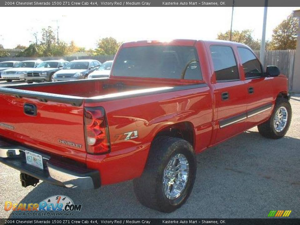 2004 Chevrolet Silverado 1500 Z71 Crew Cab 4x4 Victory Red / Medium Gray Photo #3