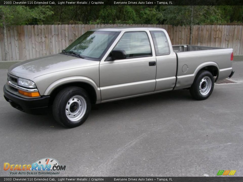 2003 Chevrolet S10 Extended Cab Light Pewter Metallic / Graphite Photo #10