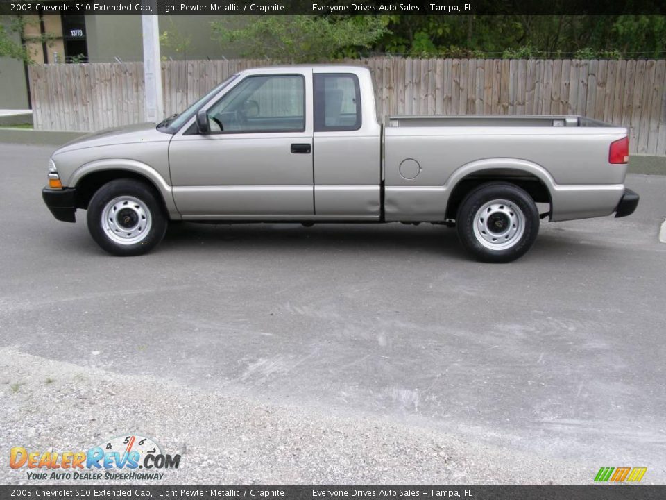 2003 Chevrolet S10 Extended Cab Light Pewter Metallic / Graphite Photo #11
