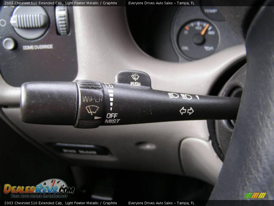 2003 Chevrolet S10 Extended Cab Light Pewter Metallic / Graphite Photo #22