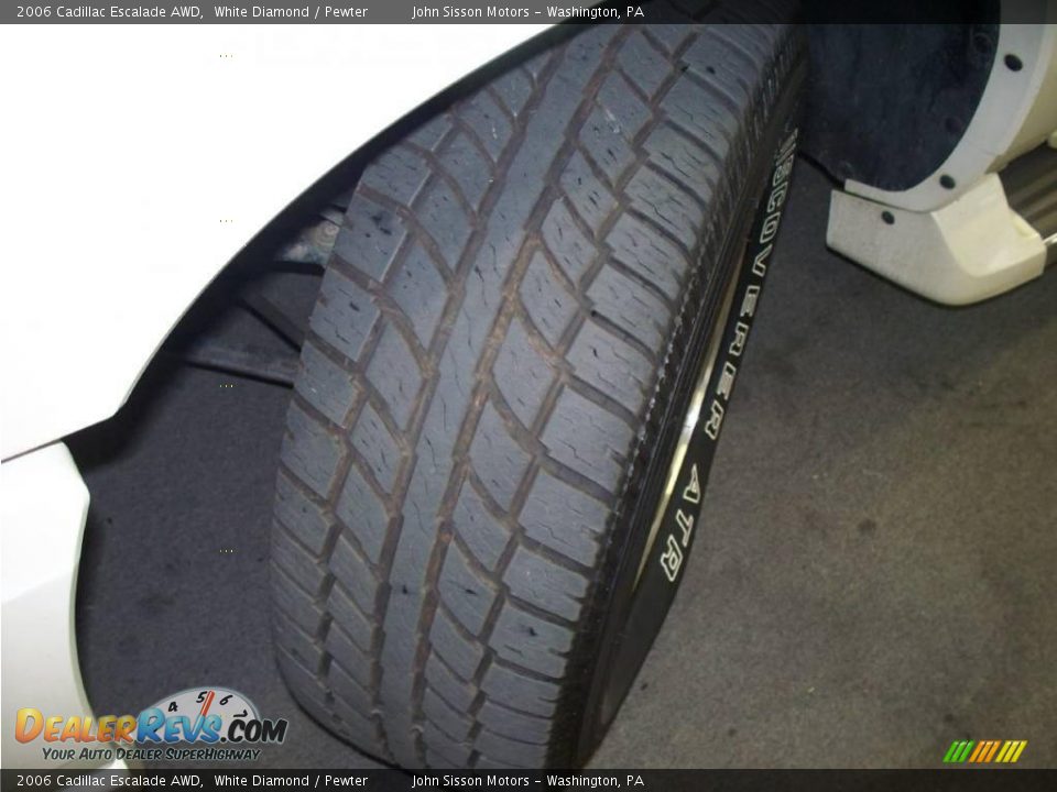 2006 Cadillac Escalade AWD White Diamond / Pewter Photo #11