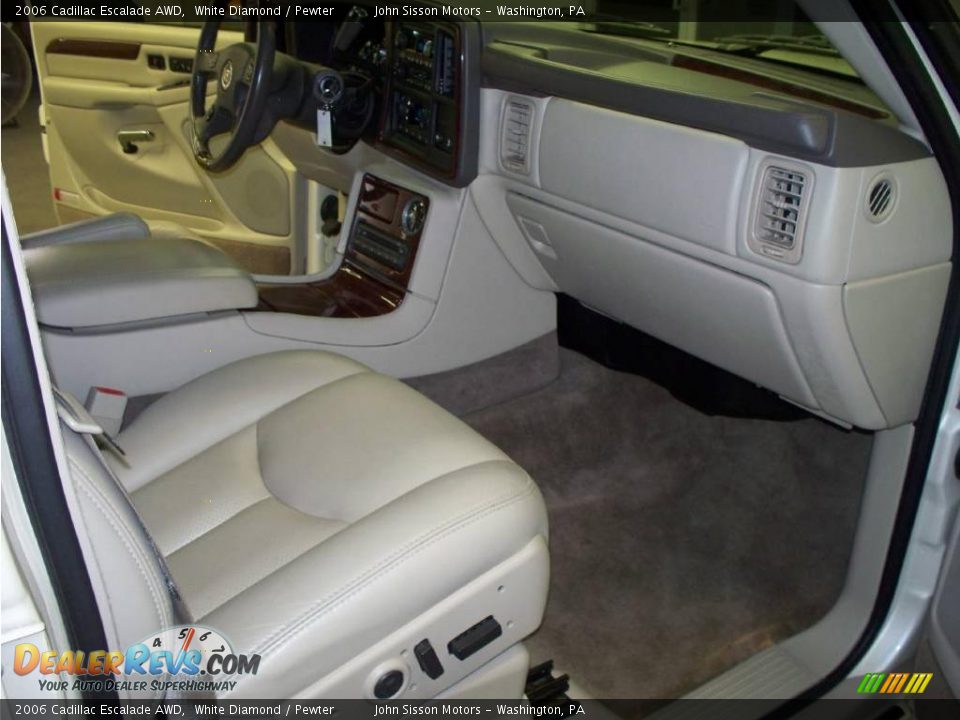 2006 Cadillac Escalade AWD White Diamond / Pewter Photo #14