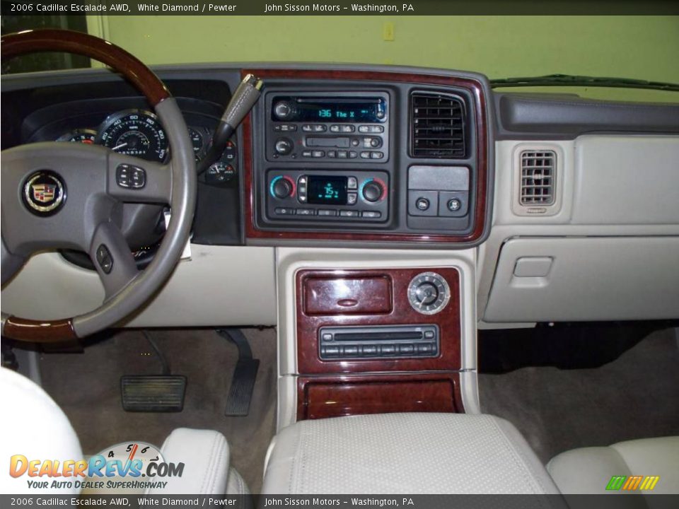 2006 Cadillac Escalade AWD White Diamond / Pewter Photo #15