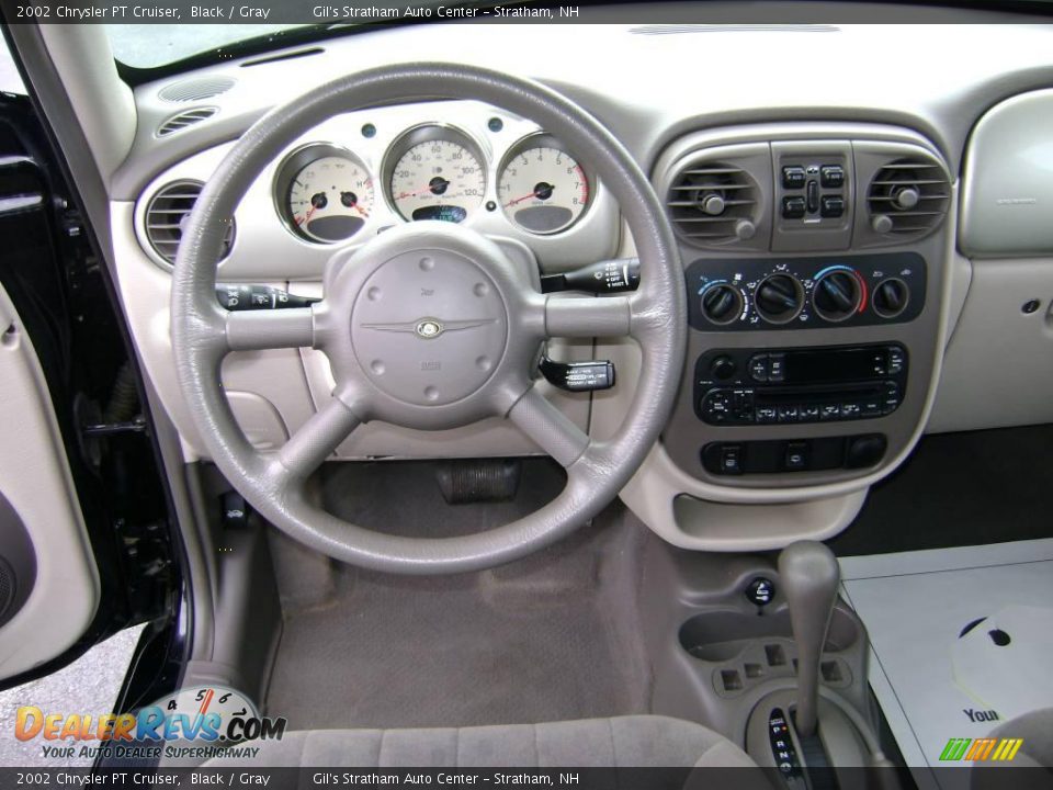 2002 Chrysler PT Cruiser Black / Gray Photo #13