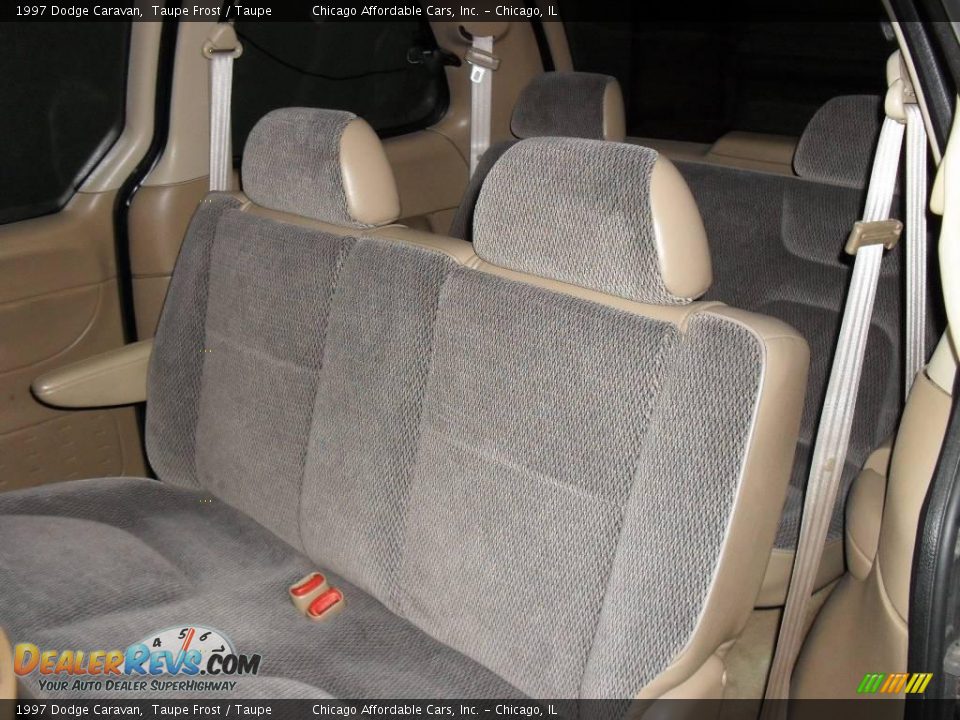 1997 Dodge Caravan Taupe Frost / Taupe Photo #9