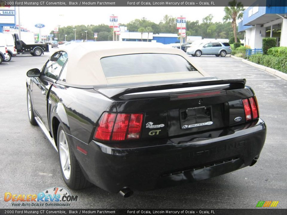 2000 Ford Mustang GT Convertible Black / Medium Parchment Photo #5