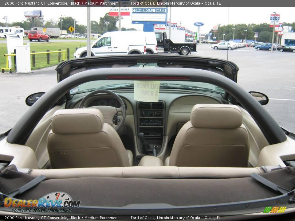 2000 Ford Mustang GT Convertible Black / Medium Parchment Photo #12