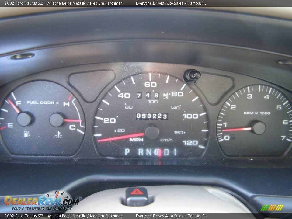 2002 Ford Taurus SES Arizona Beige Metallic / Medium Parchment Photo #24