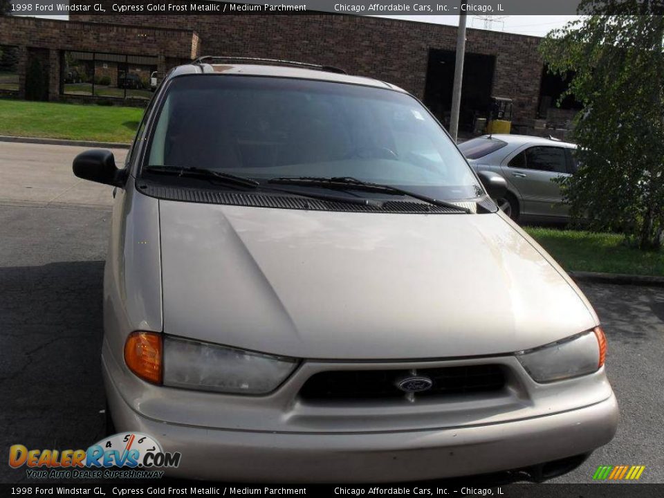 1998 Ford Windstar GL Cypress Gold Frost Metallic / Medium Parchment Photo #2