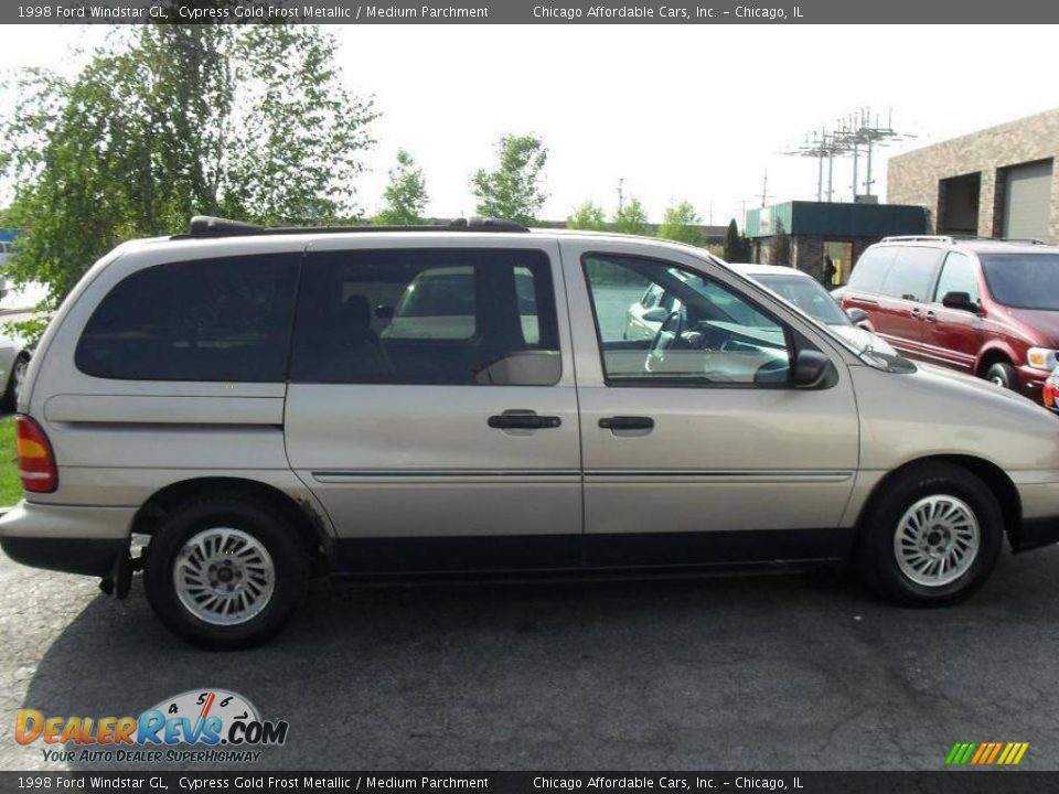 1998 Ford Windstar GL Cypress Gold Frost Metallic / Medium Parchment Photo #5