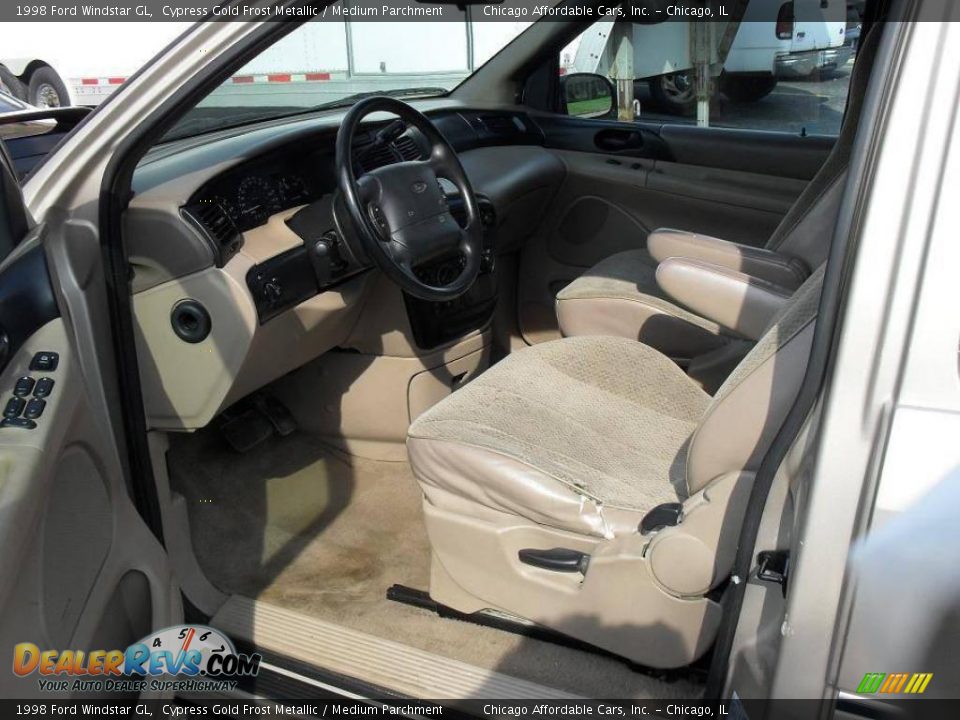 1998 Ford Windstar GL Cypress Gold Frost Metallic / Medium Parchment Photo #10