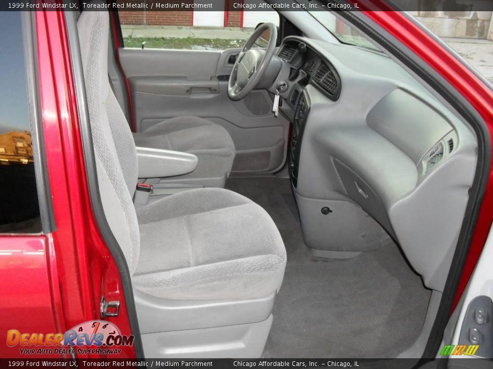 1999 Ford Windstar LX Toreador Red Metallic / Medium Parchment Photo #10