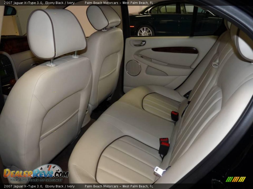 2007 Jaguar X-Type 3.0 Ebony Black / Ivory Photo #22
