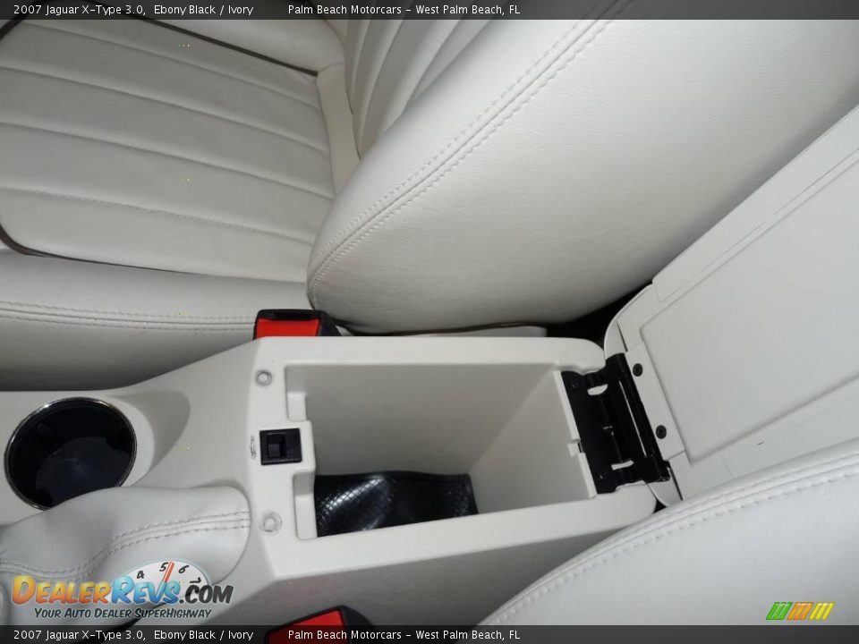 2007 Jaguar X-Type 3.0 Ebony Black / Ivory Photo #35