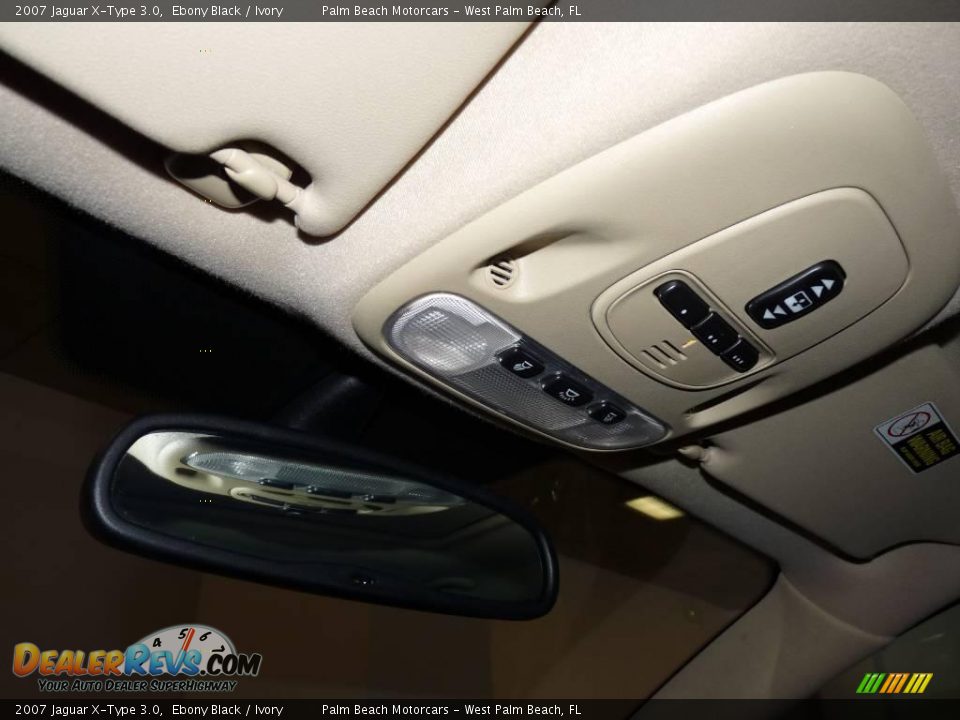 2007 Jaguar X-Type 3.0 Ebony Black / Ivory Photo #36