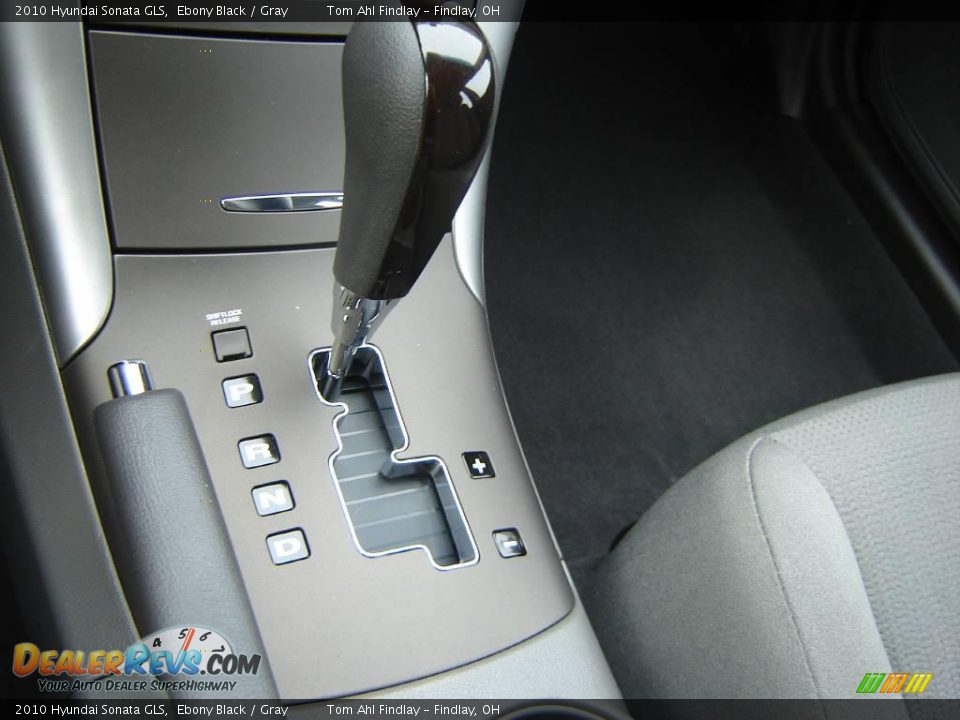 2010 Hyundai Sonata GLS Ebony Black / Gray Photo #16