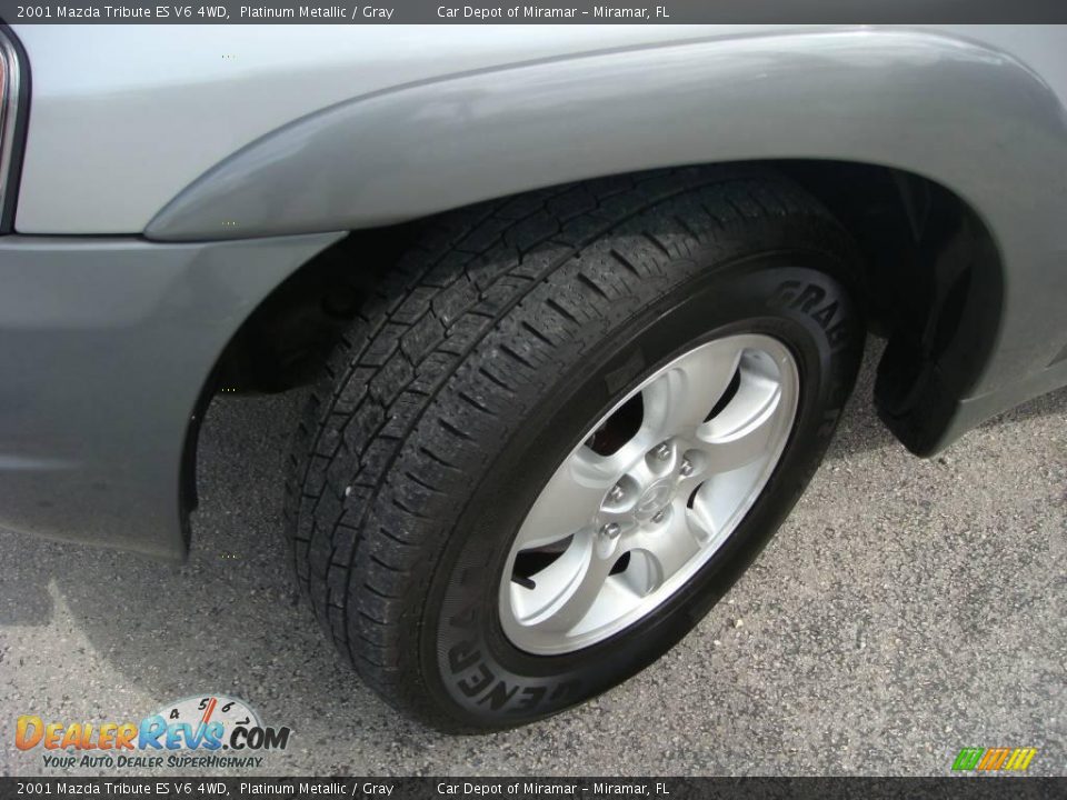 2001 Mazda Tribute ES V6 4WD Platinum Metallic / Gray Photo #17