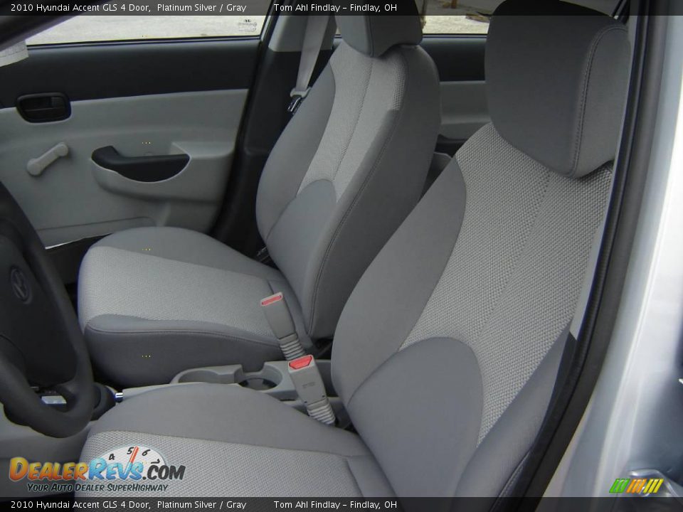 2010 Hyundai Accent GLS 4 Door Platinum Silver / Gray Photo #8