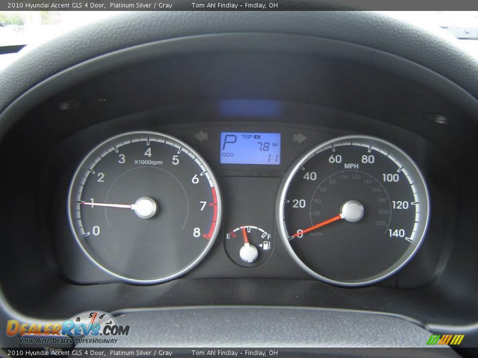 2010 Hyundai Accent GLS 4 Door Platinum Silver / Gray Photo #12