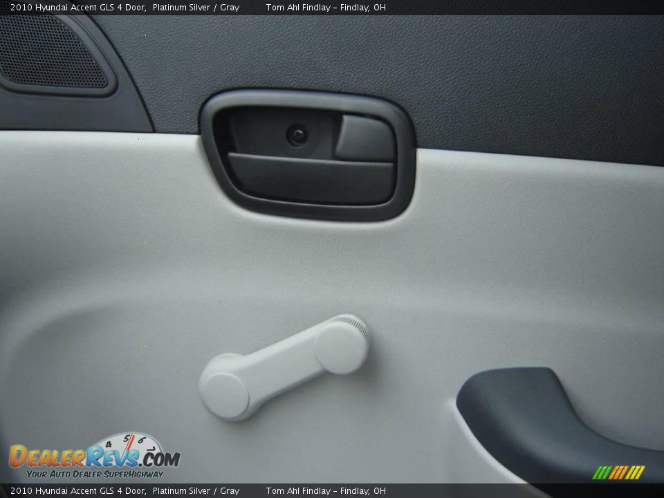 2010 Hyundai Accent GLS 4 Door Platinum Silver / Gray Photo #17