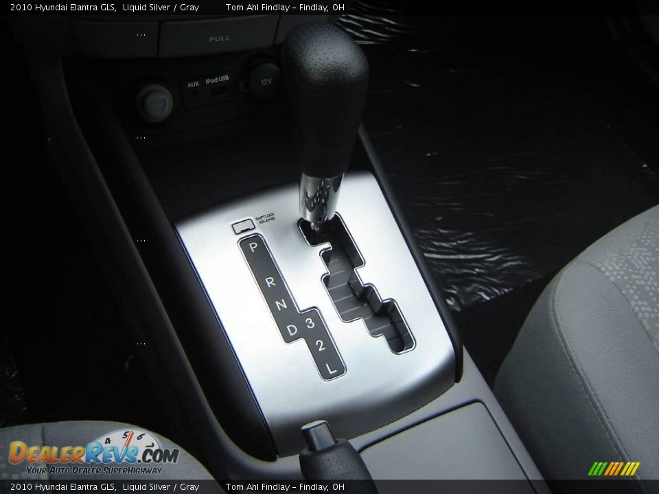 2010 Hyundai Elantra GLS Liquid Silver / Gray Photo #18