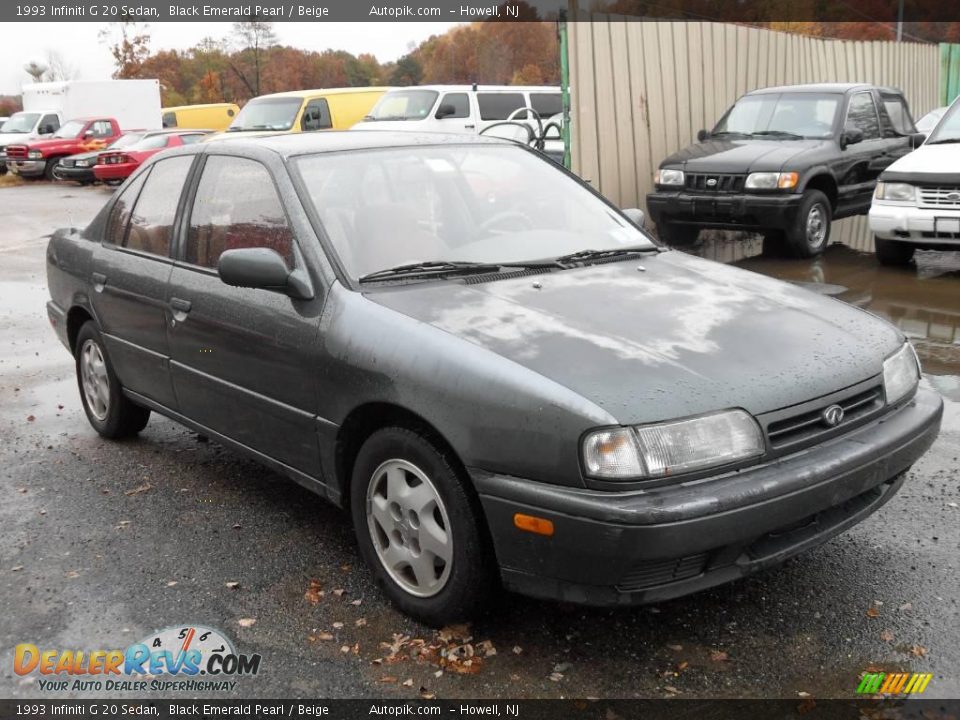 1993 Infiniti G 20 Sedan Black Emerald Pearl / Beige Photo #1
