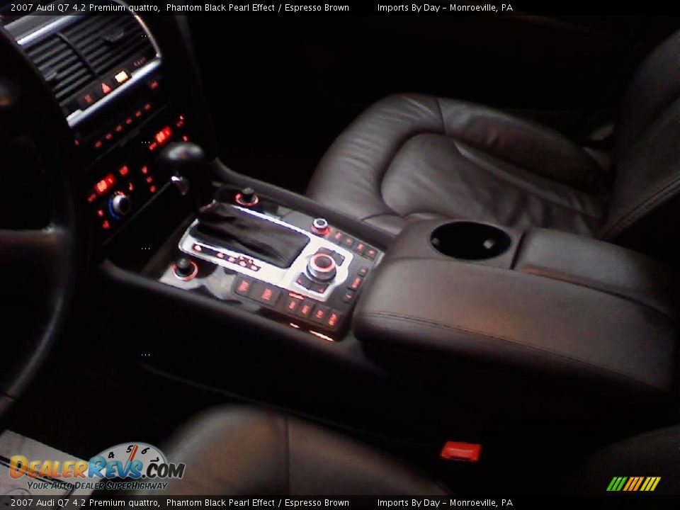 2007 Audi Q7 4.2 Premium quattro Phantom Black Pearl Effect / Espresso Brown Photo #16
