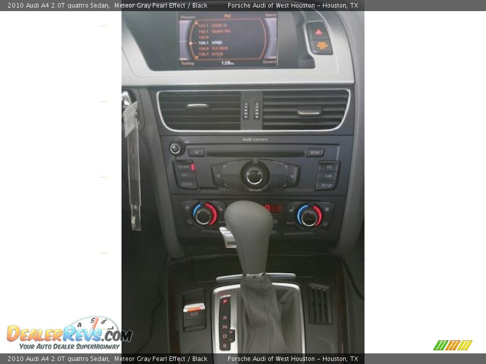 2010 Audi A4 2.0T quattro Sedan Meteor Gray Pearl Effect / Black Photo #15