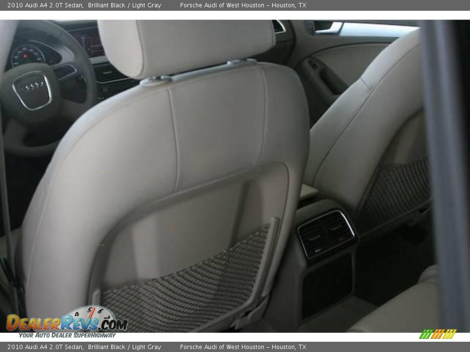 2010 Audi A4 2.0T Sedan Brilliant Black / Light Gray Photo #13