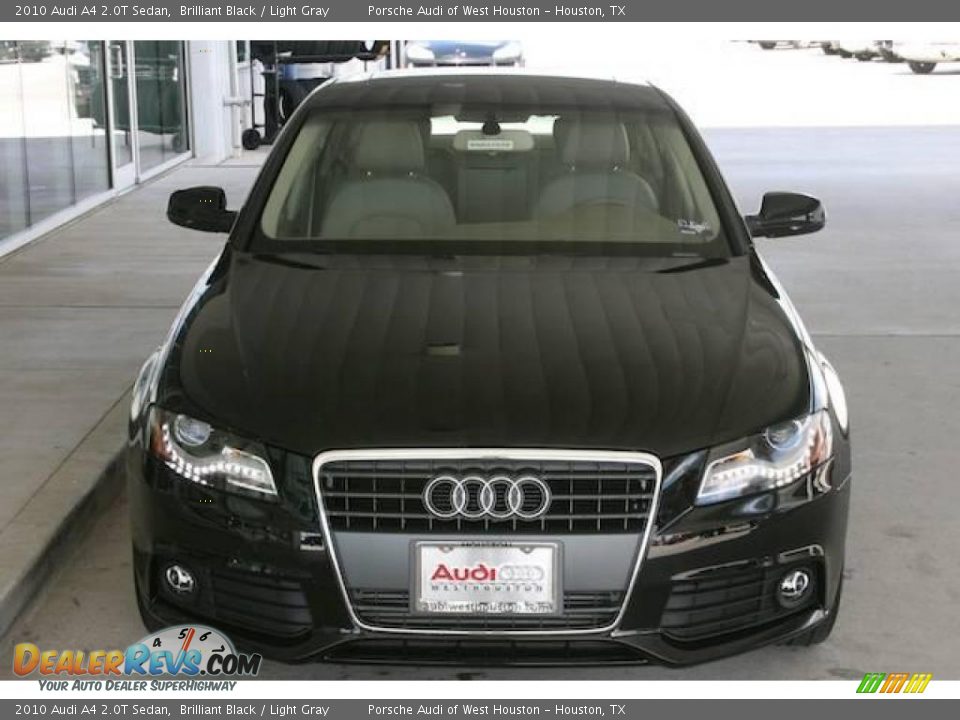 2010 Audi A4 2.0T Sedan Brilliant Black / Light Gray Photo #14