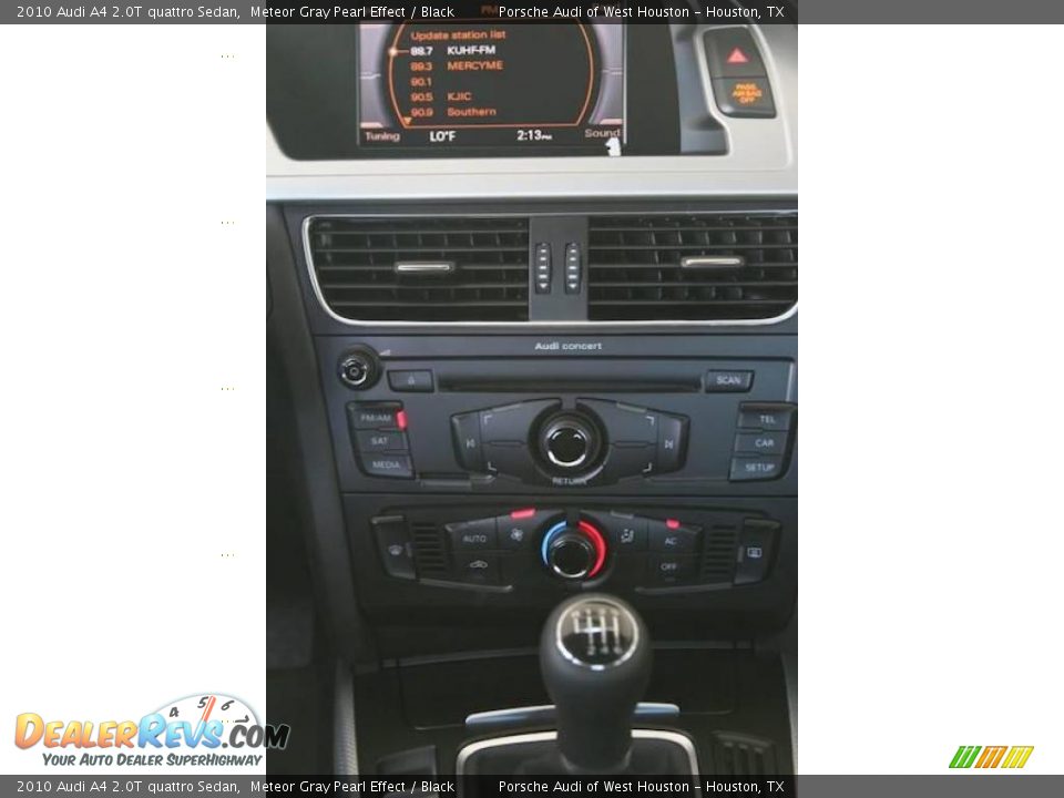 2010 Audi A4 2.0T quattro Sedan Meteor Gray Pearl Effect / Black Photo #15