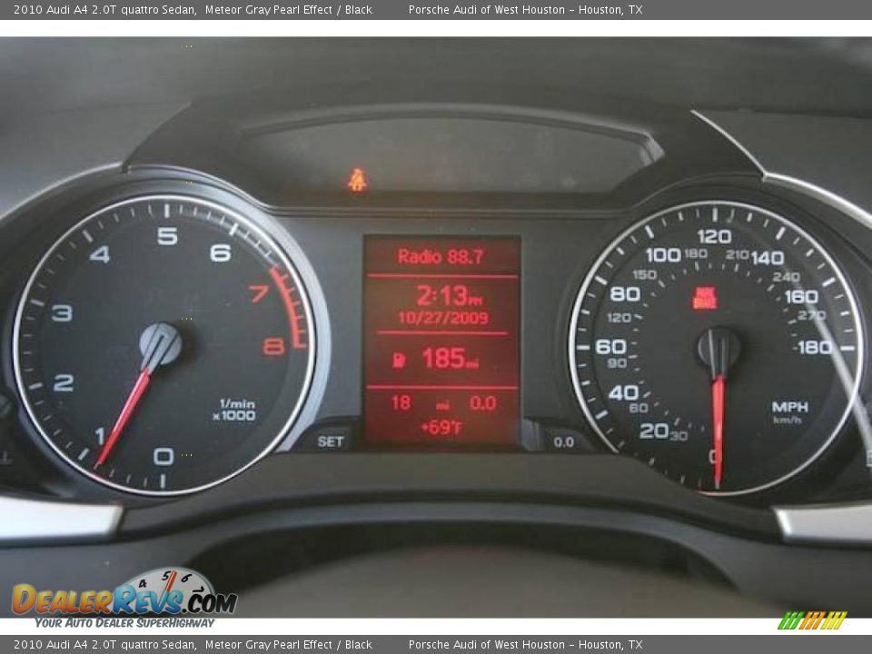2010 Audi A4 2.0T quattro Sedan Meteor Gray Pearl Effect / Black Photo #18