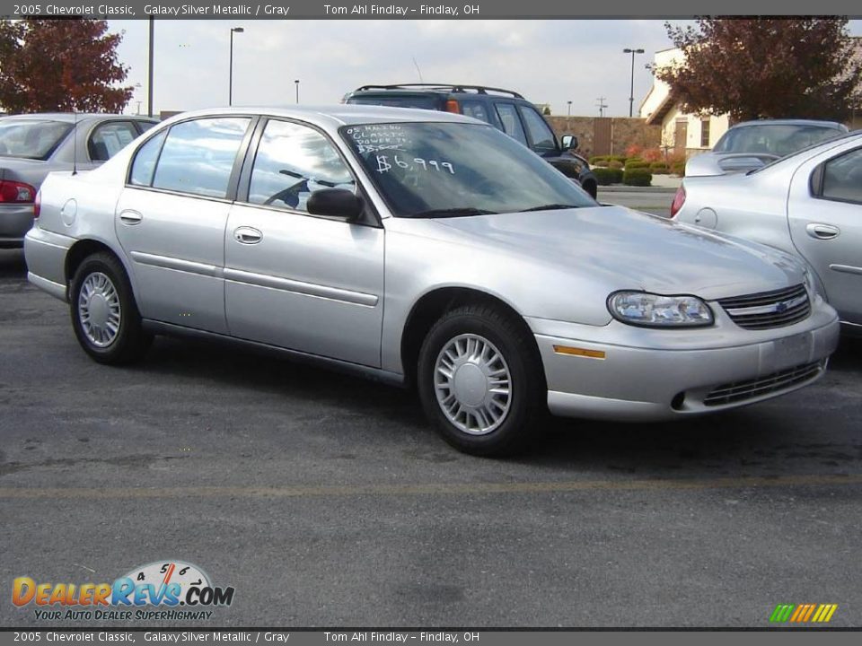 2005 Chevrolet Classic Galaxy Silver Metallic / Gray Photo #1