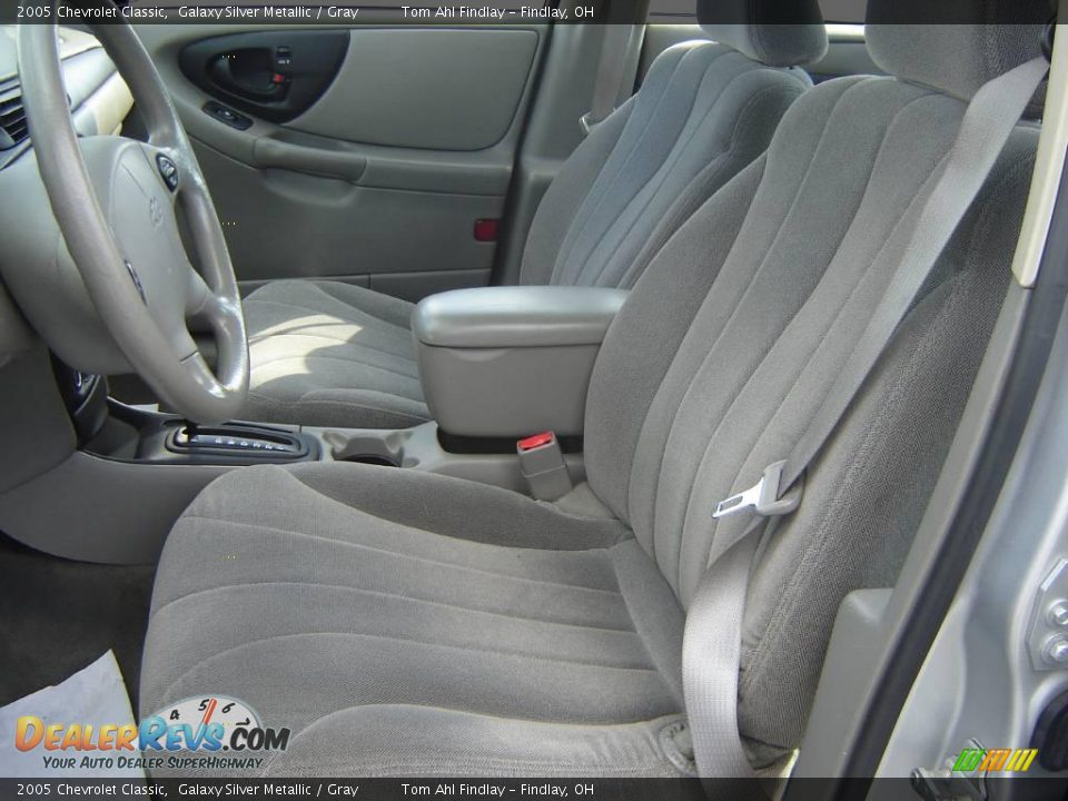 2005 Chevrolet Classic Galaxy Silver Metallic / Gray Photo #7